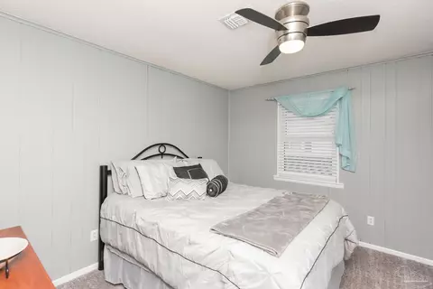 Bedroom - 7637 Marshall Rd, Milton, FL 32583 photo 4 of 4