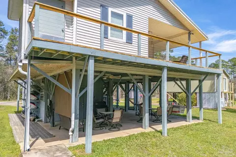 Exterior - 7637 Marshall Rd, Milton, FL 32583 photo 11 of 13