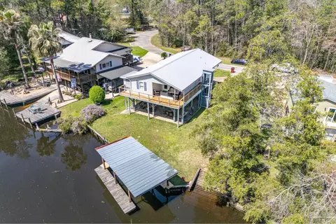 View/Area - 7637 Marshall Rd, Milton, FL 32583 photo 2 of 7