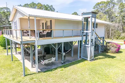 Exterior - 7637 Marshall Rd, Milton, FL 32583 photo 3 of 13