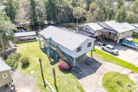 View/Area - 7637 Marshall Rd, Milton, FL 32583 photo 1 of 7