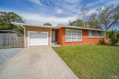 6564 College Dr, Milton, FL 32570