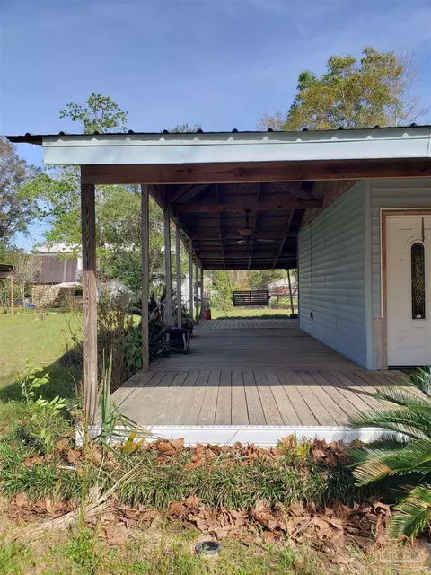 4520 Palm Dr, Milton, FL 32583 photo 4