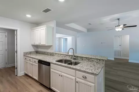 5973 Parsonage Cir, Milton, FL 32570 photo 20