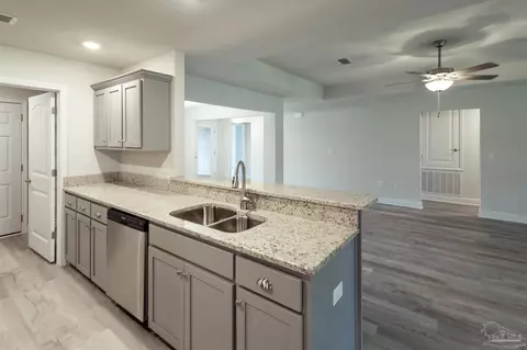 5997 Parsonage Cir, Milton, FL 32570 photo 15