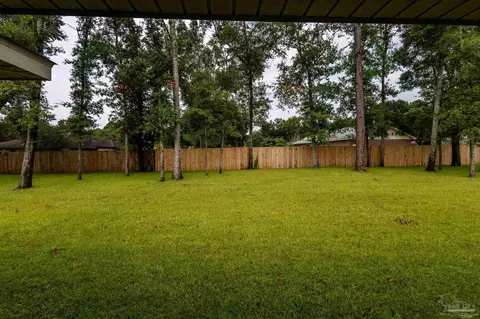 5997 Parsonage Cir, Milton, FL 32570 photo 4