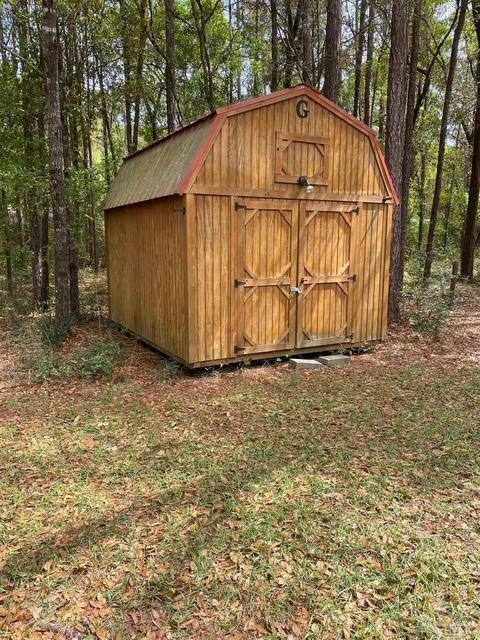 7765 Rustling Pines Dr, Milton, FL 32583 photo 5