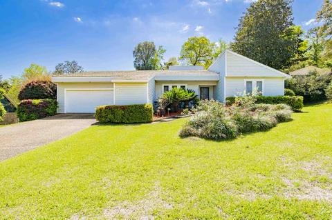 3765 Scenic Ridge Dr, Pensacola, FL 32514