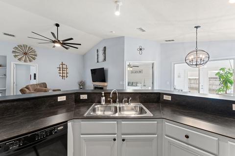 7061 Jacobsview Ln, Milton, FL 32570 photo 10