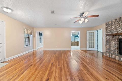 4177 Barclay Dr, Pace, FL 32571 photo 9