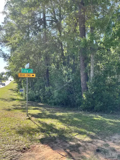 2103 Filly Rd, Cantonment, FL 32533