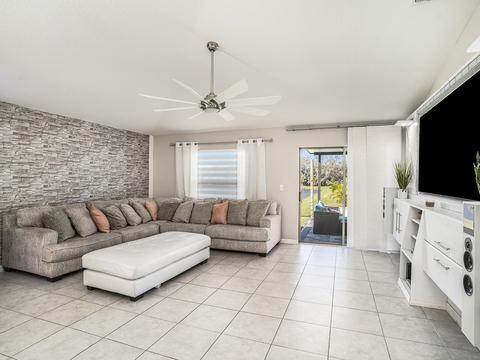 10803 Crushed Grape Dr, Riverview, FL 33578 photo 11