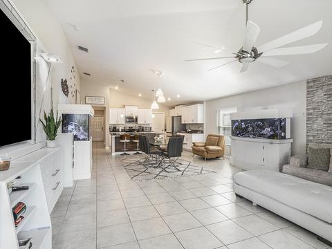 10803 Crushed Grape Dr, Riverview, FL 33578 photo 10