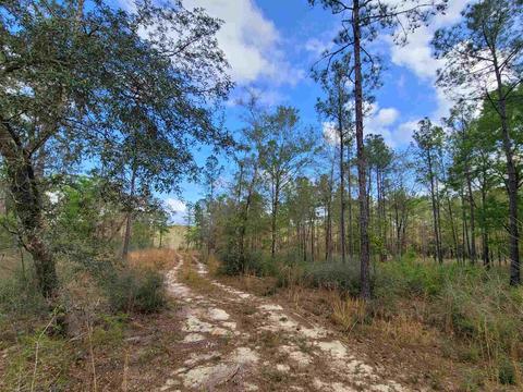 2057 Cascade Dr, Pace, FL 32571 photo 8