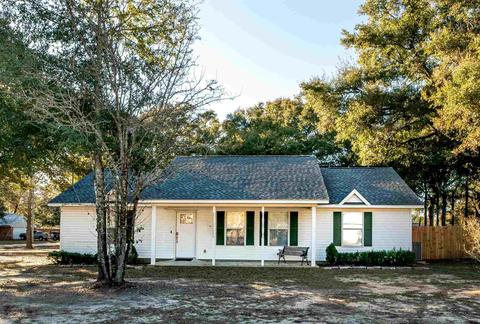5729 Rolling Hills Dr, Milton, FL 32570