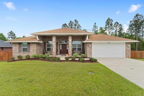 1662 Twin Pines Cir, Cantonment, FL 32533