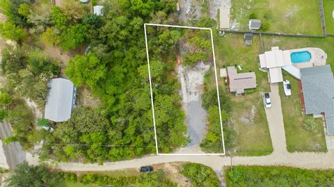 5613 Fleming Pl, Pensacola, FL 32507