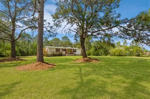 969 Clearview St, Milton, FL 32583 photo 1