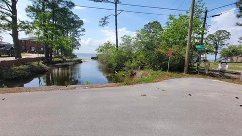 969 Clearview St, Milton, FL 32583 photo 45