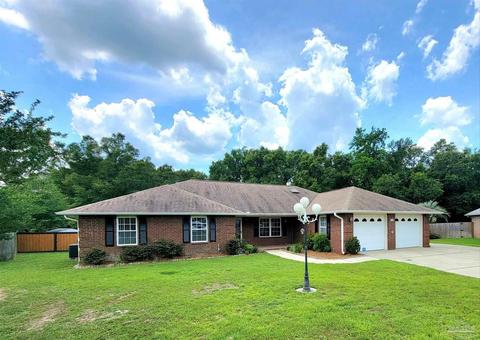 3380 Holt Cir, Pensacola, FL 32526
