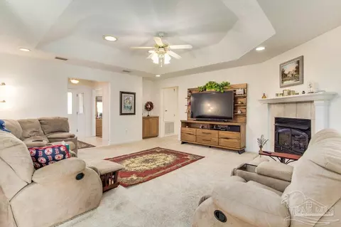 2783 Segrest Rd, Pace, FL 32571 photo 9