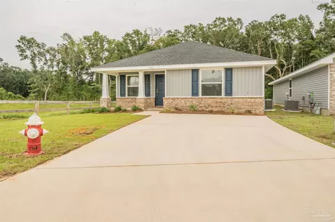 7042 Sonny Dr #11A, Pensacola, FL 32504