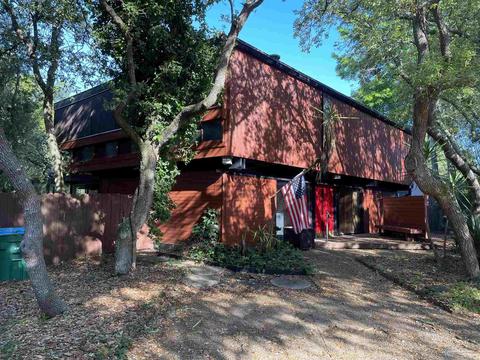 300 Cordoba St, Gulf Breeze, FL 32561