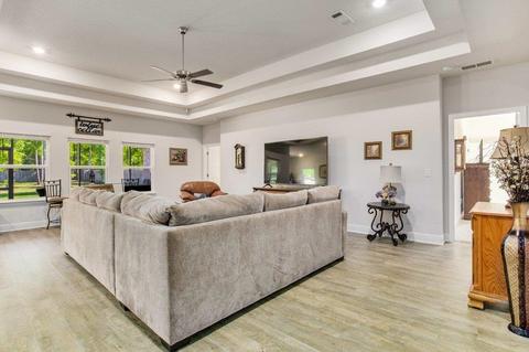 7976 Silver Maple Dr, Milton, FL 32583 photo 3