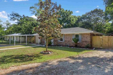 4838 Lynn Dr, Pace, FL 32571 photo 2