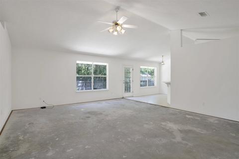 6823 Cedar Ridge Cir, Milton, FL 32570 photo 4