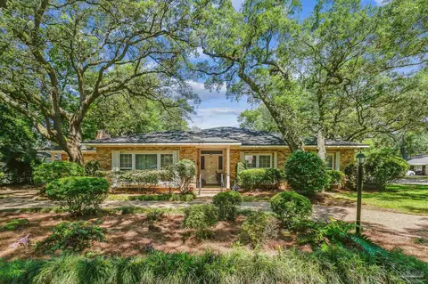110 Seamarge Cir, Pensacola, FL 32507