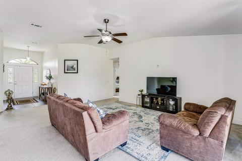 5443 Covered Bridge Ln, Pace, FL 32571 photo 9