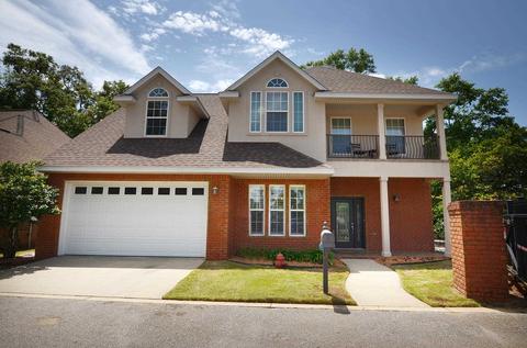 127 Raby Ln, Pensacola, FL 32507