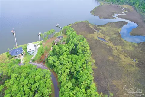 4568 Bayside Dr, Milton, FL 32583 photo 13