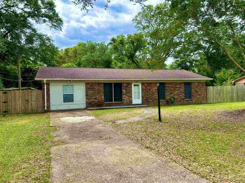 8669 Faye Ave, Pensacola, FL 32534