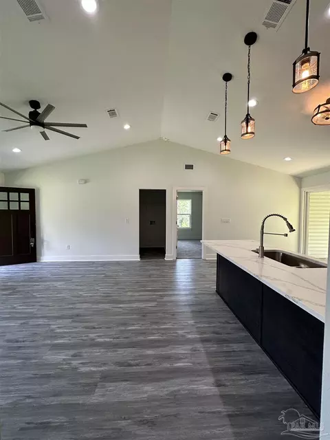 5686 Riviera Dr, Milton, FL 32583 photo 6