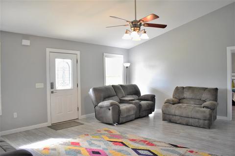 6127 Leon Ln, Pace, FL 32571 photo 4