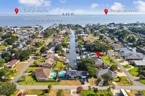 1170 Park Ln, Gulf Breeze, FL 32563