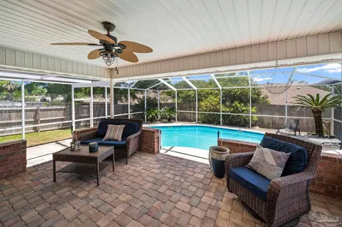 5074 High Pointe Dr, Pensacola, FL 32505