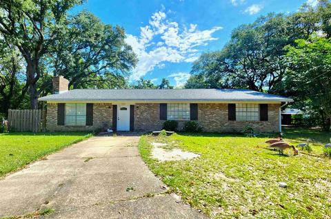 2300 Merle Cir, Pensacola, FL 32526