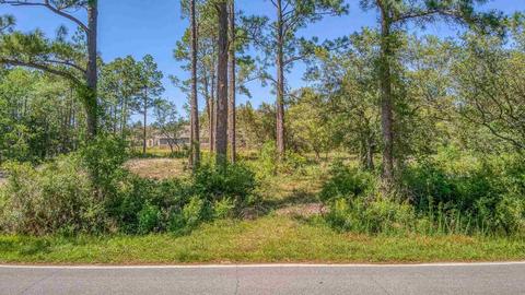 5546 Soundside Dr, Gulf Breeze, FL 32563
