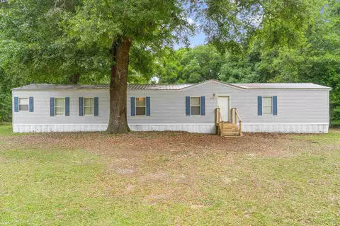 3151 George Cabaniss Rd, Milton, FL 32570