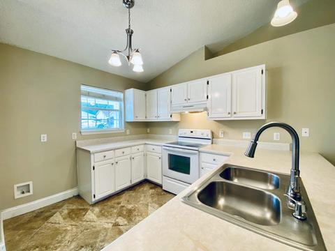 7343 Copter Ln, Milton, FL 32570 photo 4