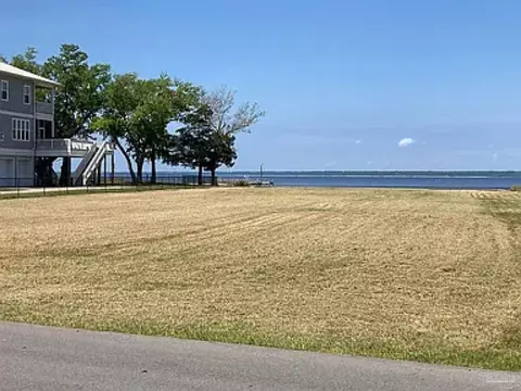791 Dolphin Rd, Milton, FL 32583 photo 5