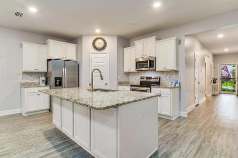 3794 Hawks Landing Cir, Pace, FL 32571 photo 3