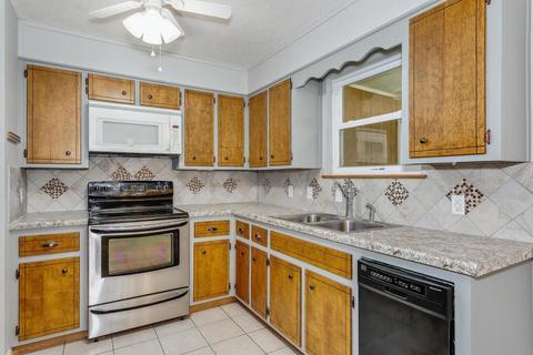 4394 W Avenida De Golf, Pace, FL 32571 photo 9