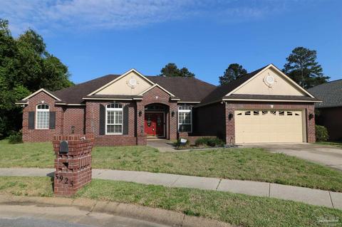 5925 Hermitage, Pensacola, FL 32504