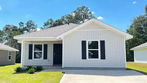 2517 Sutton Place Dr, Cantonment, FL 32533