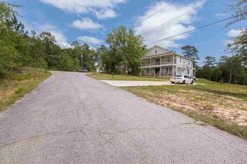3295 Clovis Ct, Cantonment, FL 32533 photo 9