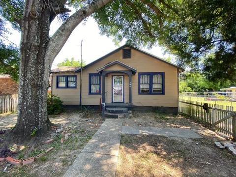 706 N Kirk St, Pensacola, FL 32505